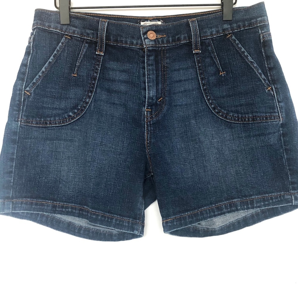 LEVIS High Waist Pleated Mom Jean Shorts